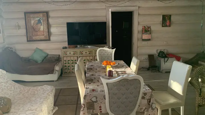 Камельгино: Horomyi V Sosnah Guest house