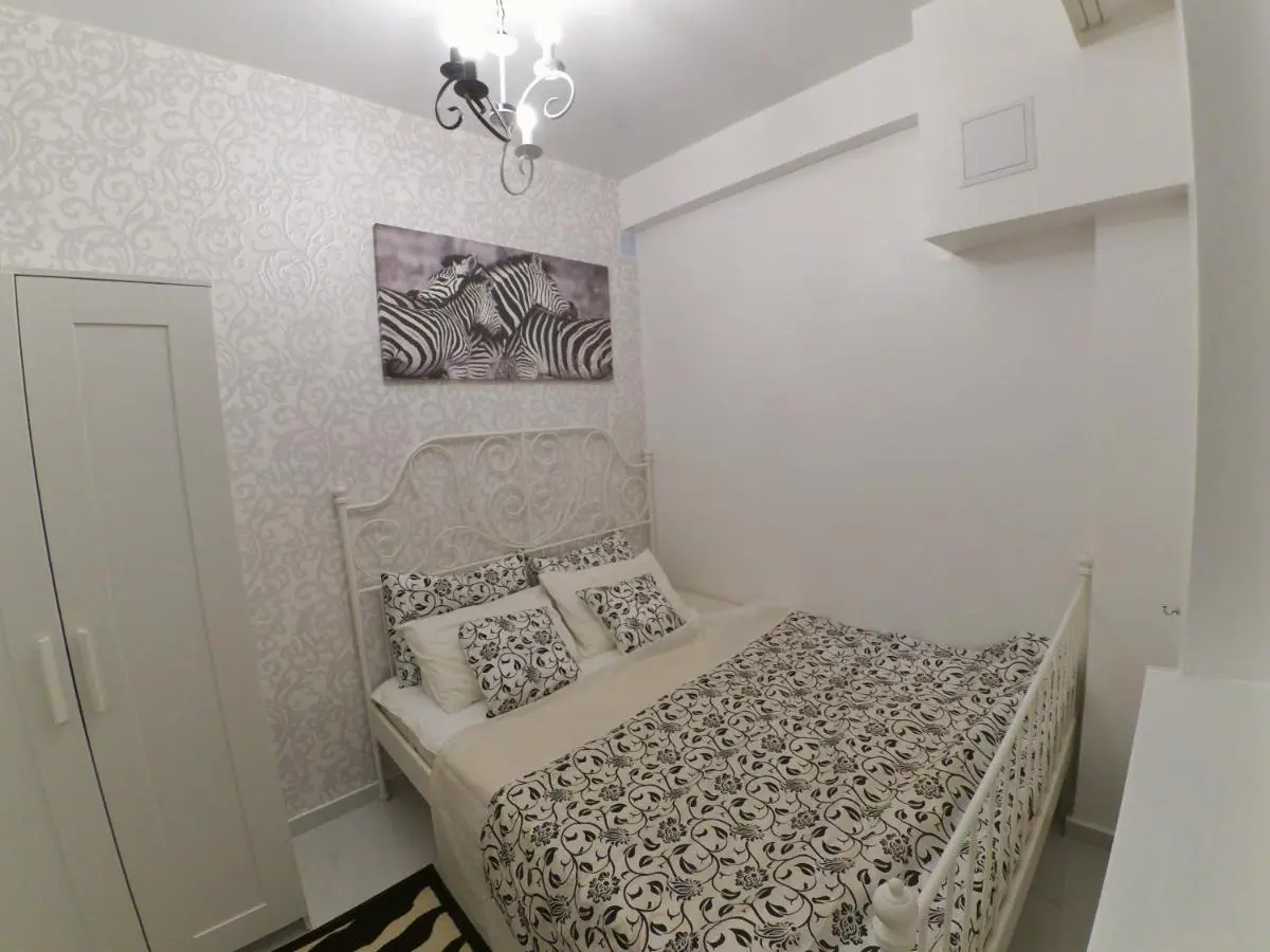 Сочи: квартира с 2 спальнями 600м до моря в центре Сочи