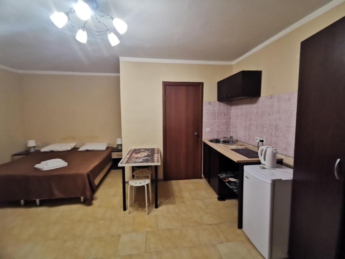 Эсто-Садок: Apart Hotel on Zashitnikov