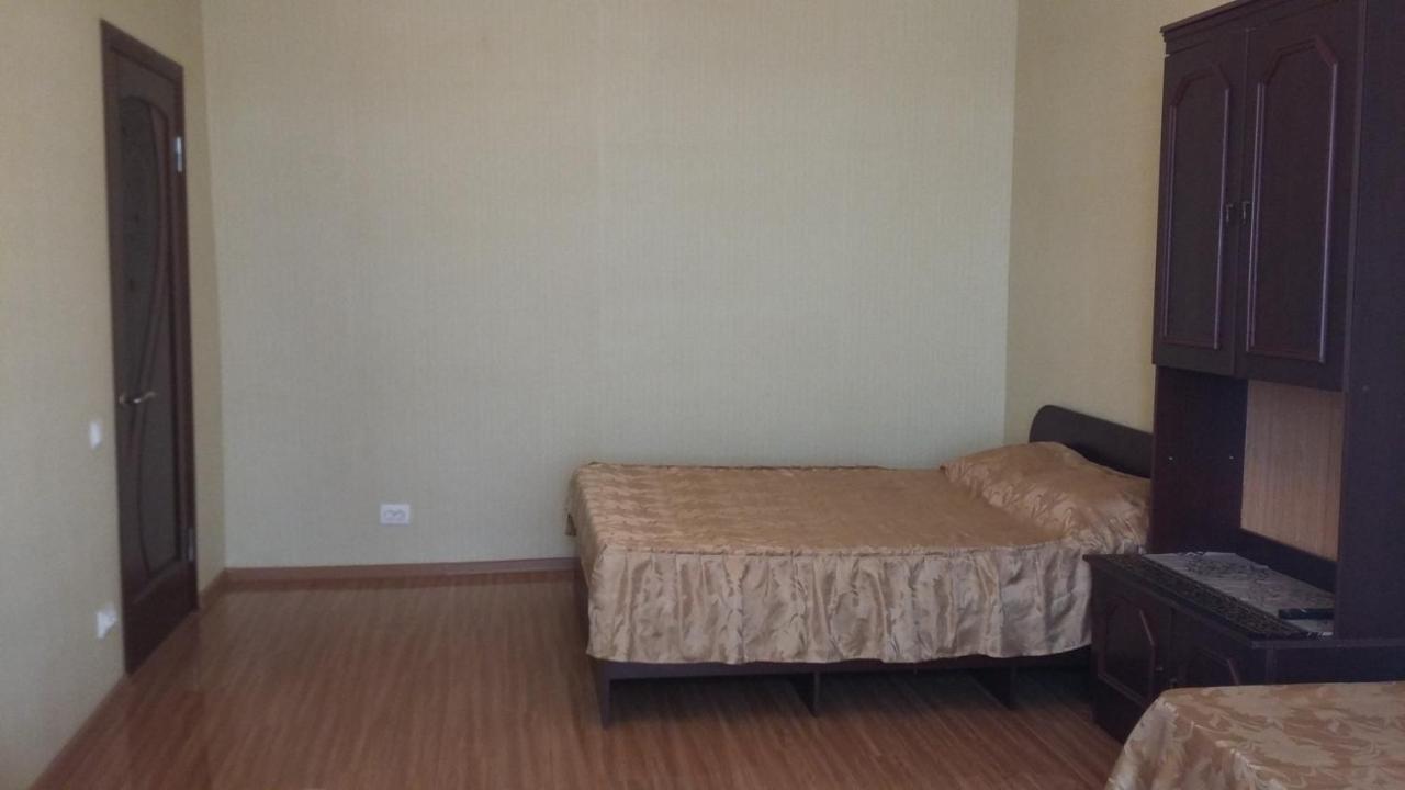 Ейск: Apartment Pervomayskaya 14