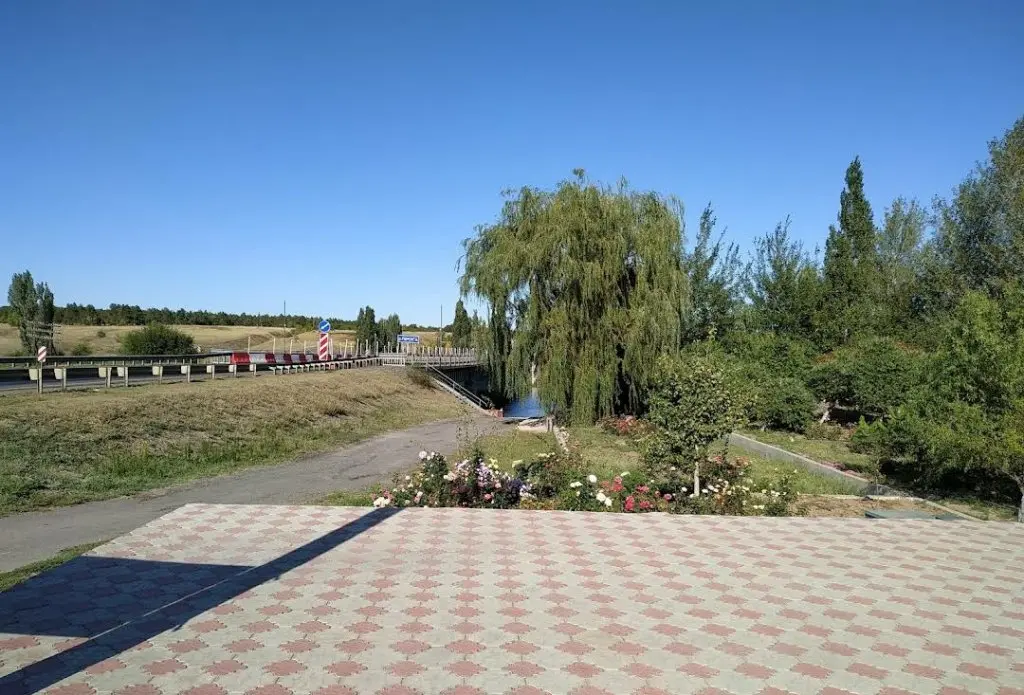 Пичуга: Отель Гостиница Радуга