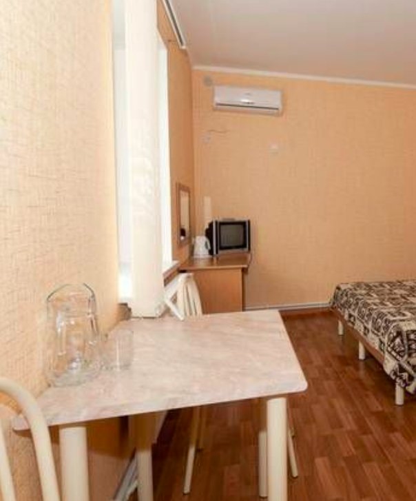 Пересыпь: Guest house JOY