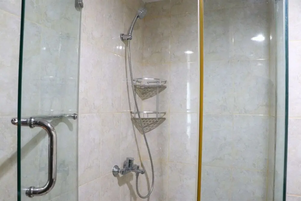 Джакарта: Homey And Cozy Living Studio At Tamansari The Hive Apartment
