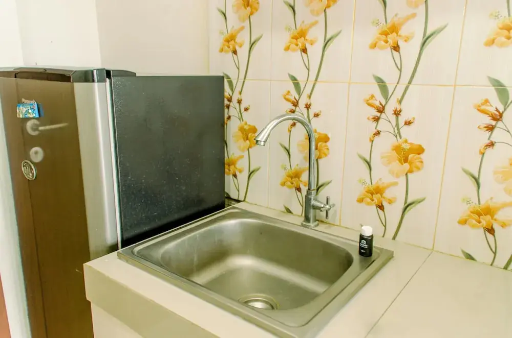 Южный Тангеранг: Comfort And Homey Studio At Parkland Avenue Apartment