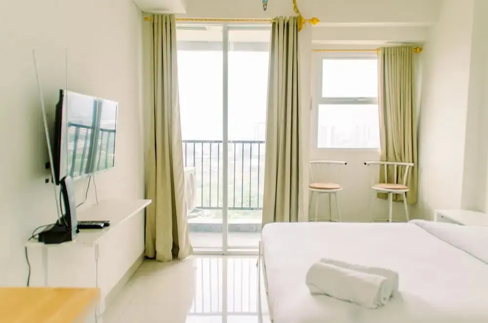 Южный Тангеранг: Comfort And Homey Studio At Parkland Avenue Apartment