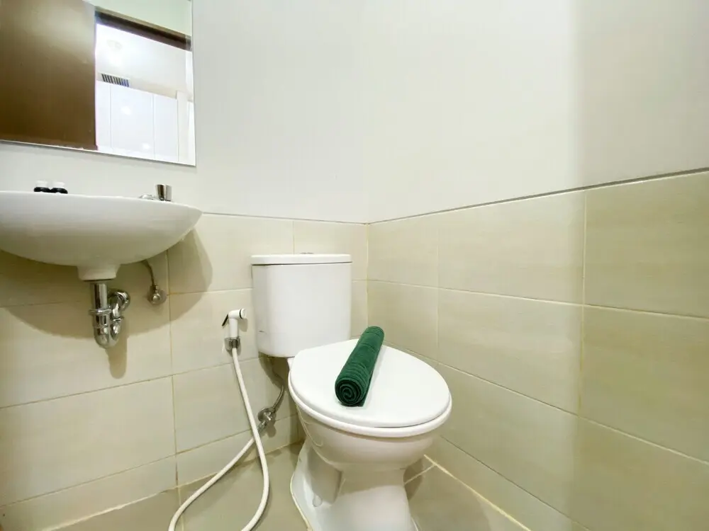 Бекаси: Nice And Cozy Studio At Transpark Juanda Bekasi Timur Apartment