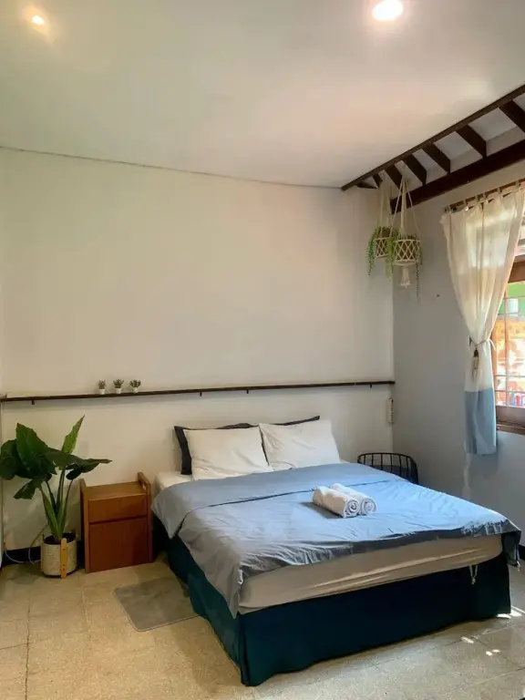 Бандунг: Rumah Canda