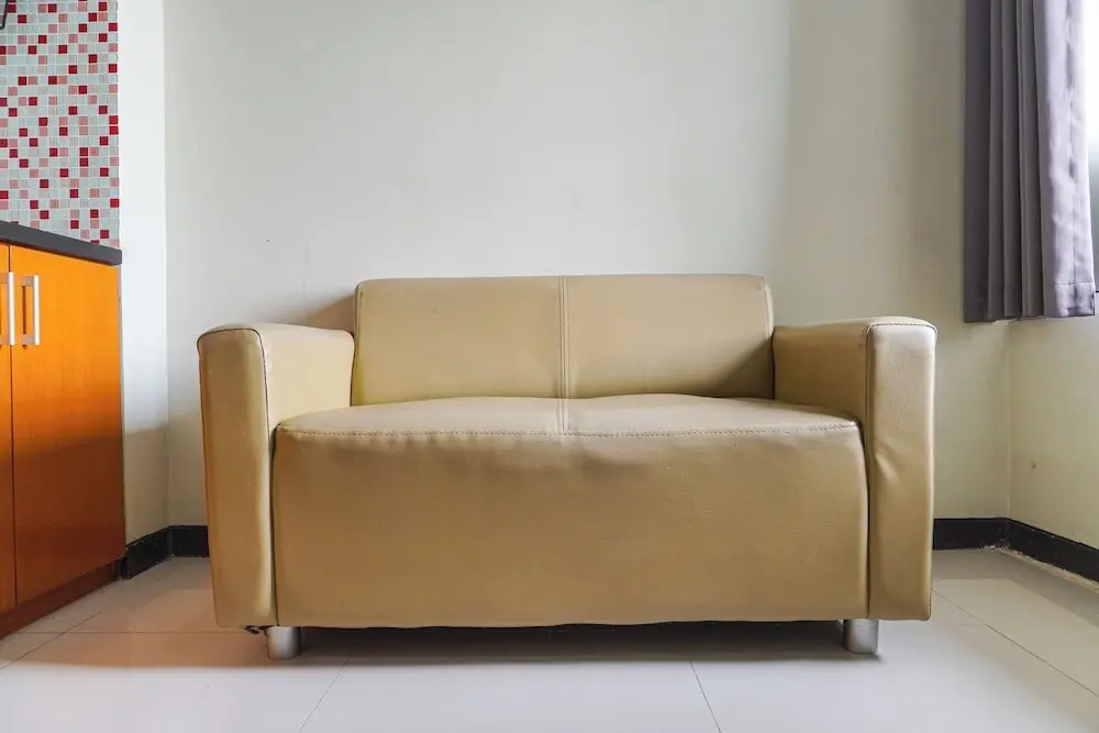 Джакарта: Good Deal Studio Loft At Nifarro Park Apartment