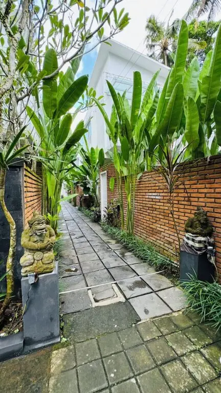Убуд: 3 BD Pool Villa at Famvida Villa Ubud