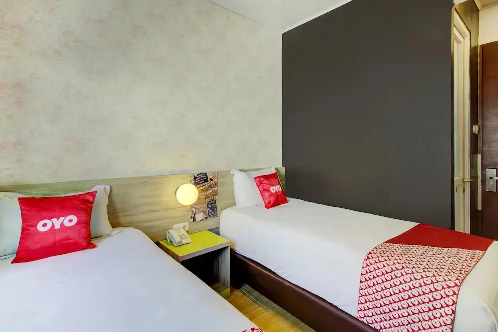 Джакарта: Hotel O Bunga Dahlia Near Istiqlal Mosque