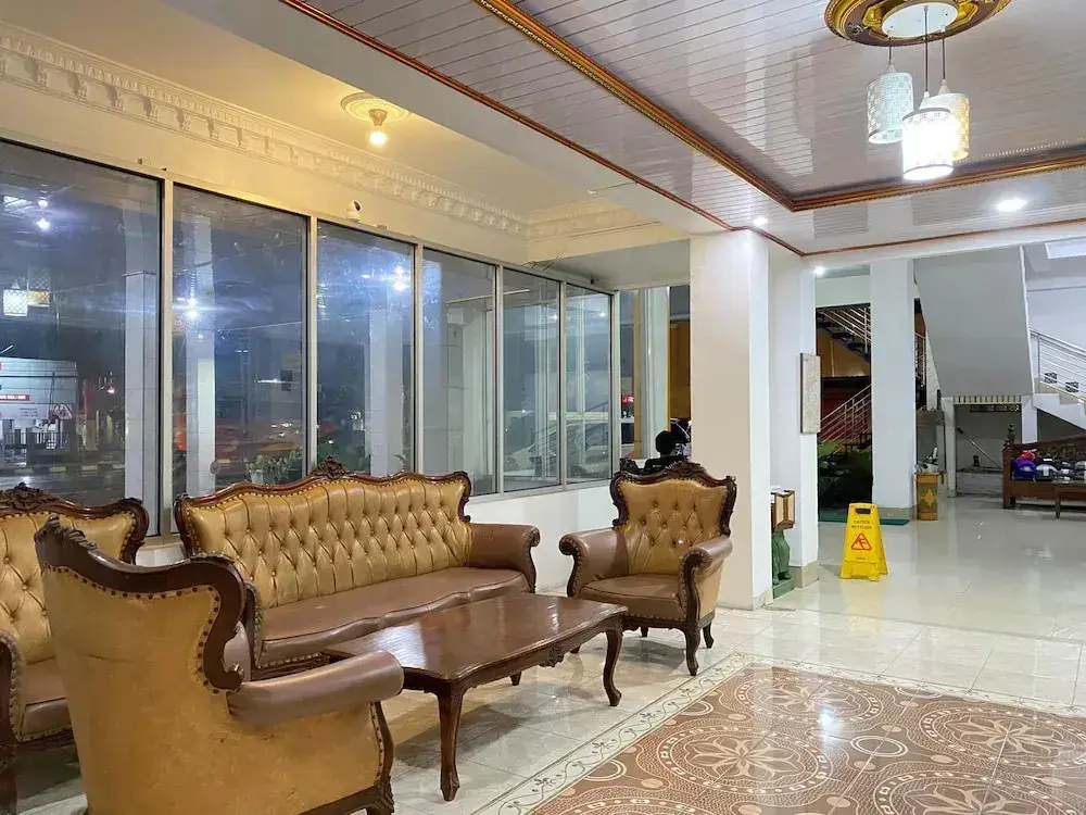 Батуретно: Hotel Wijaya Adisucipto