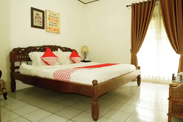 Бату: Cemara's Homestay