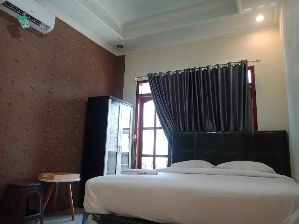 Проболинго: Caldera Park Homestay Syariah