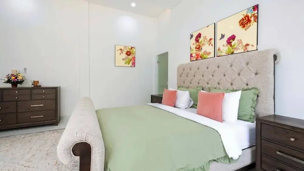Керобокан: Luxurious Family 6 Br Villa in Seminyak Breakfast Include