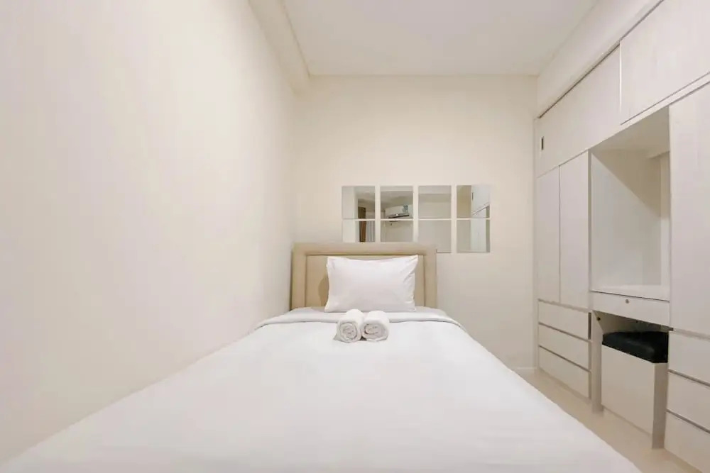 Бандунг: 1Br With Pool View At Parahyangan Residence Apartment