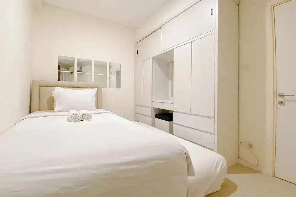 Бандунг: 1Br With Pool View At Parahyangan Residence Apartment