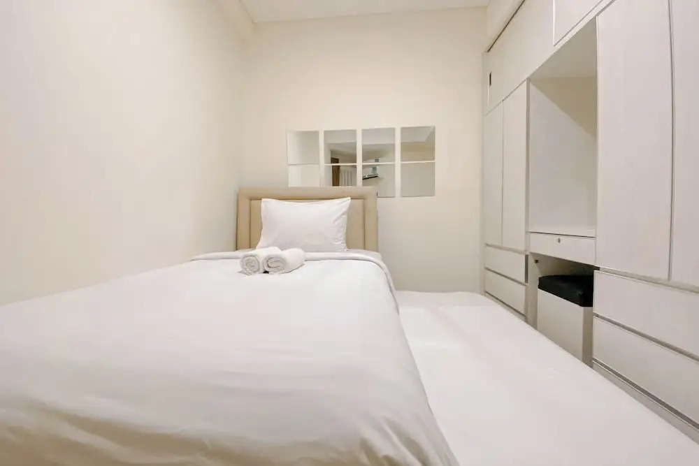 Бандунг: 1Br With Pool View At Parahyangan Residence Apartment