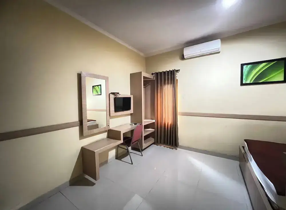 Паромпонг: Hotel Cemara Hijau
