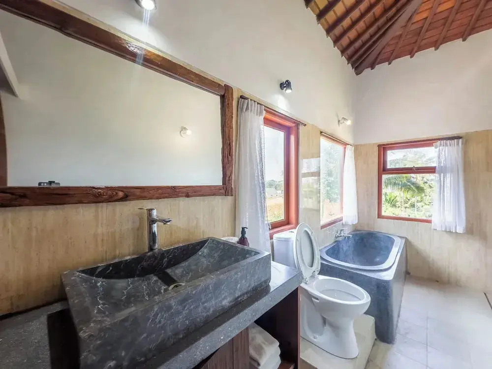Убуд: Giriya Amerta Hotel and Restaurant Ubud