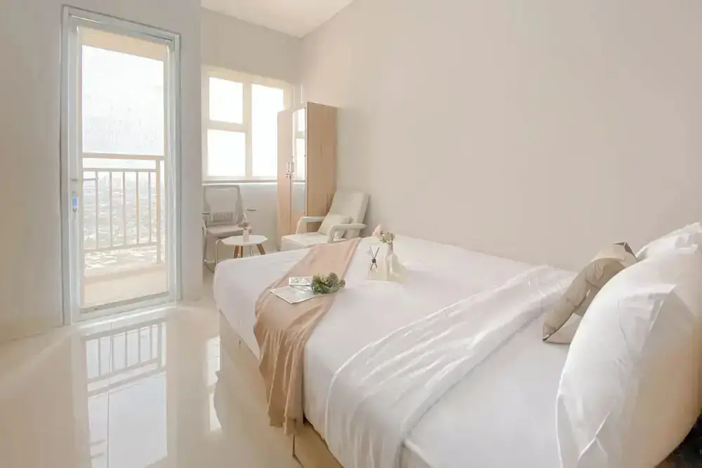 Бекаси: Cozy Studio Living Transpark Juanda Bekasi Timur Apartment