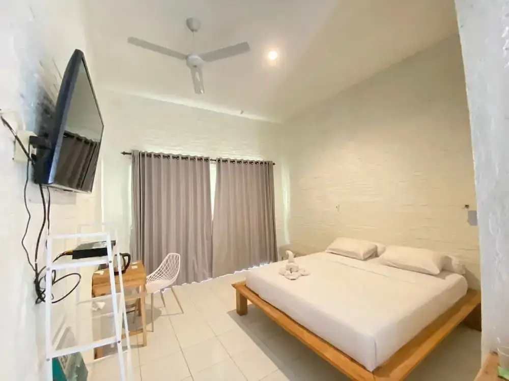 Деса Бенете: Elhoppo Pasir putih resort & resto