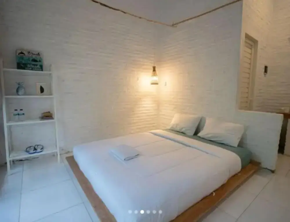 Деса Бенете: Elhoppo Pasir putih resort & resto