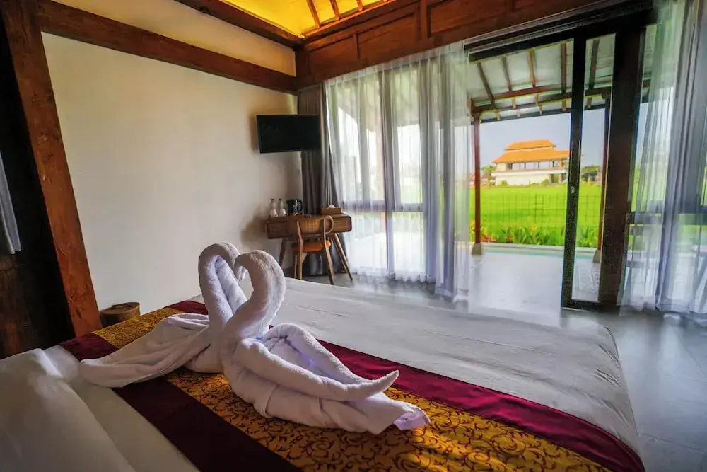 Абиансемаль: Rumah Tengah Sawah