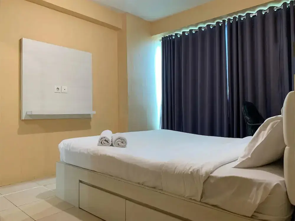 Джакарта: Warm And Cozy 2Br At Tifolia Apartment