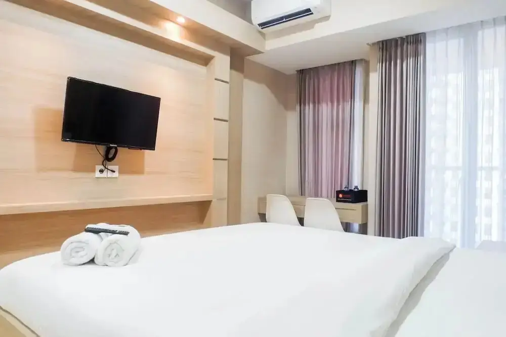 Сурабая: Exclusive Studio Apartment At Benson Supermall Mansion