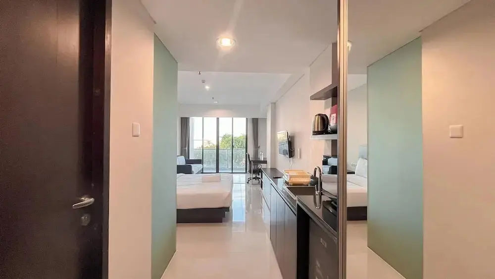 Беноа: Beautifully Designed Studio (No Kitchen) Apartment At Skales Residence Nusa Dua Bali
