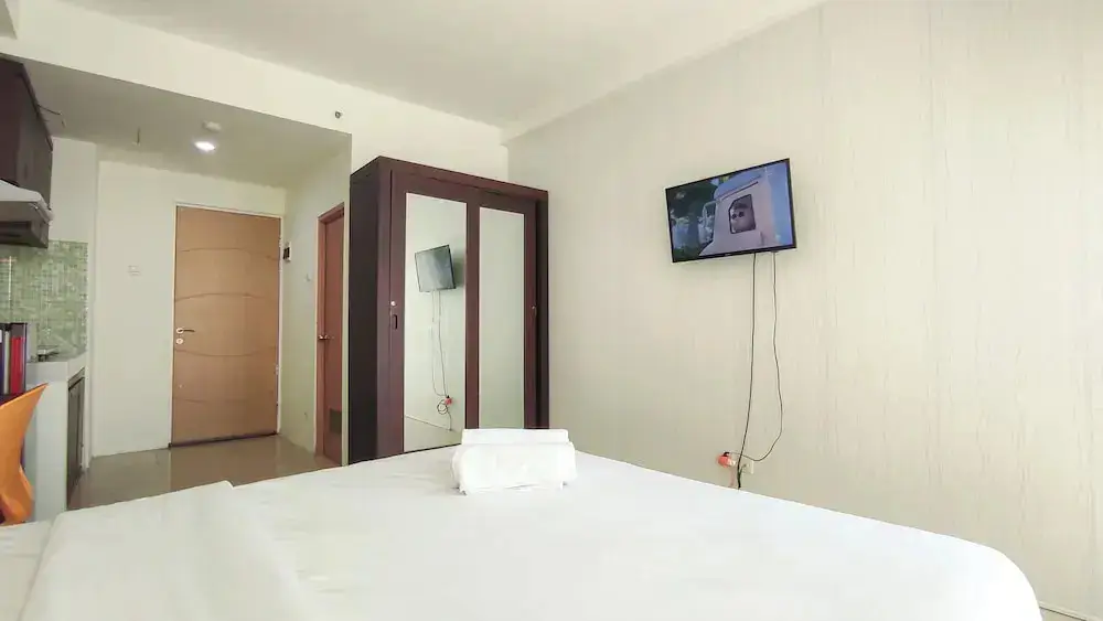 Сурабая: Best Value And Good Location Studio At Bale Hinggil Apartment