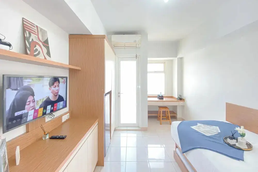 Бекаси: Homey And Compact Studio Apartment Springlake Summarecon Bekasi