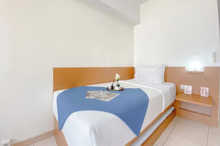 Бекаси: Homey And Compact Studio Apartment Springlake Summarecon Bekasi