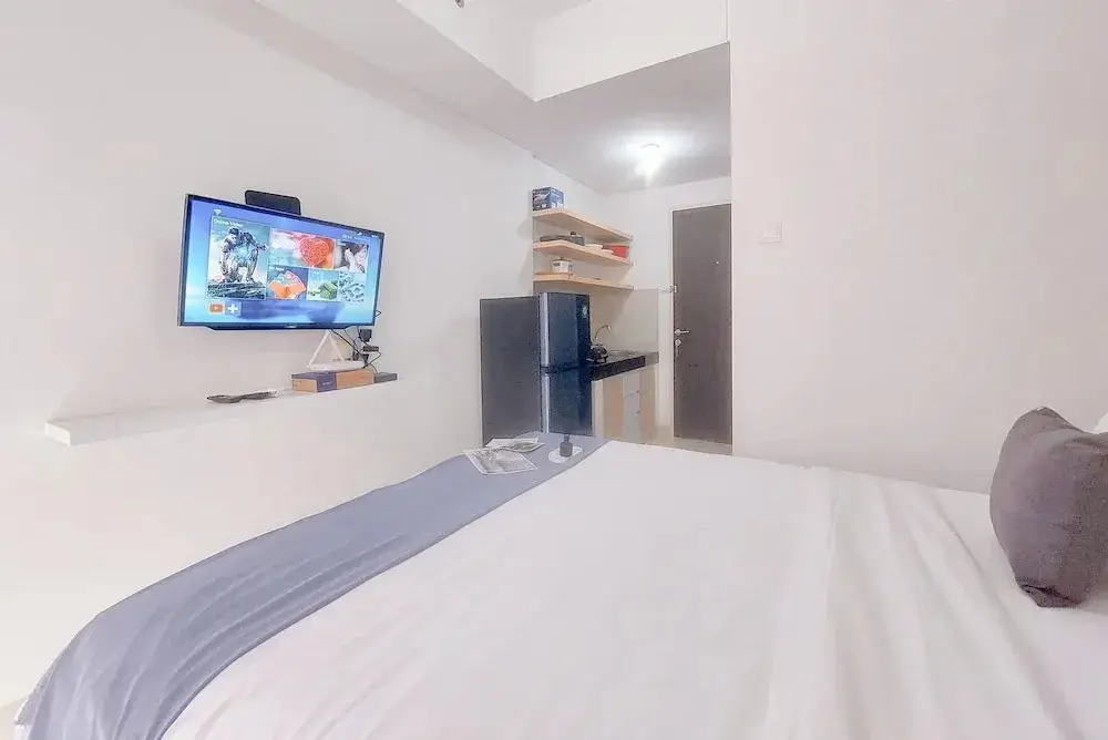 Legok: Cozy And Elegant Studio At Serpong Garden Apartment