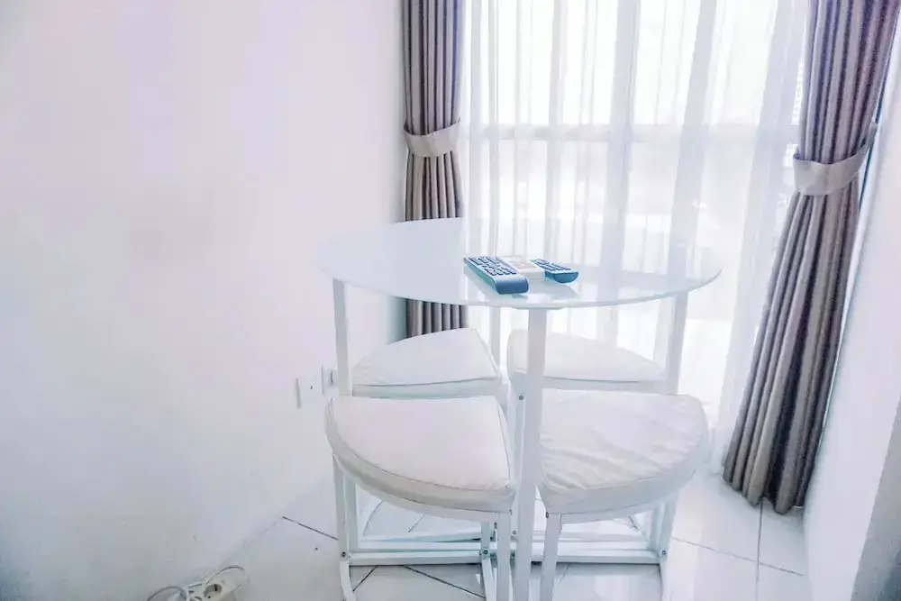 Джакарта: Good Choice And Restful Studio At Tifolia Apartment