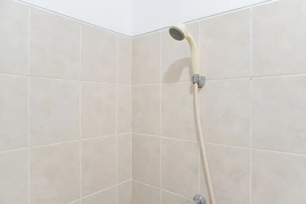 Джакарта: Good And Nice Studio At Green Bay Pluit Apartment