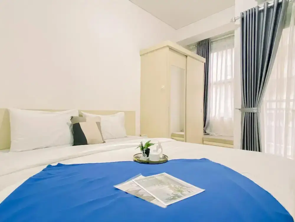 Депок: Modern Studio At Transpark Cibubur Apartment