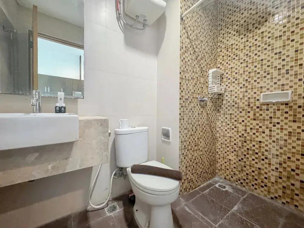 Сурабая: Good Location And Relaxing 1Br Apartment At Aryaduta Residence