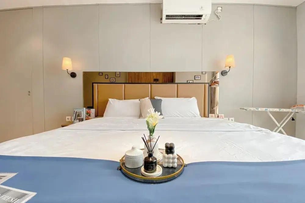 Джакарта: Wonderful And Homey 1Br Apartment The Empyreal Epicentrum Kuningan