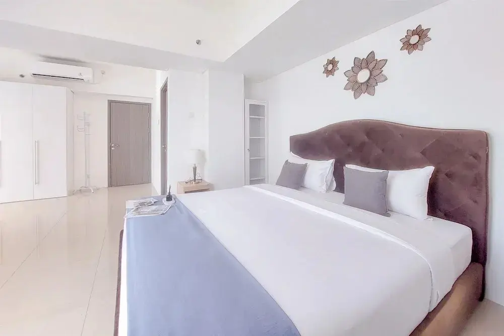 Южный Тангеранг: Comfy 1Br Apartment At Tamansari Bintaro Mansion
