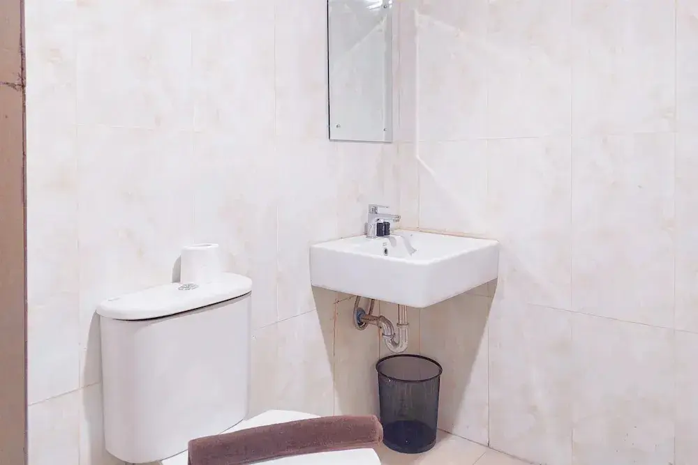 Южный Тангеранг: Comfy 1Br Apartment At Tamansari Bintaro Mansion