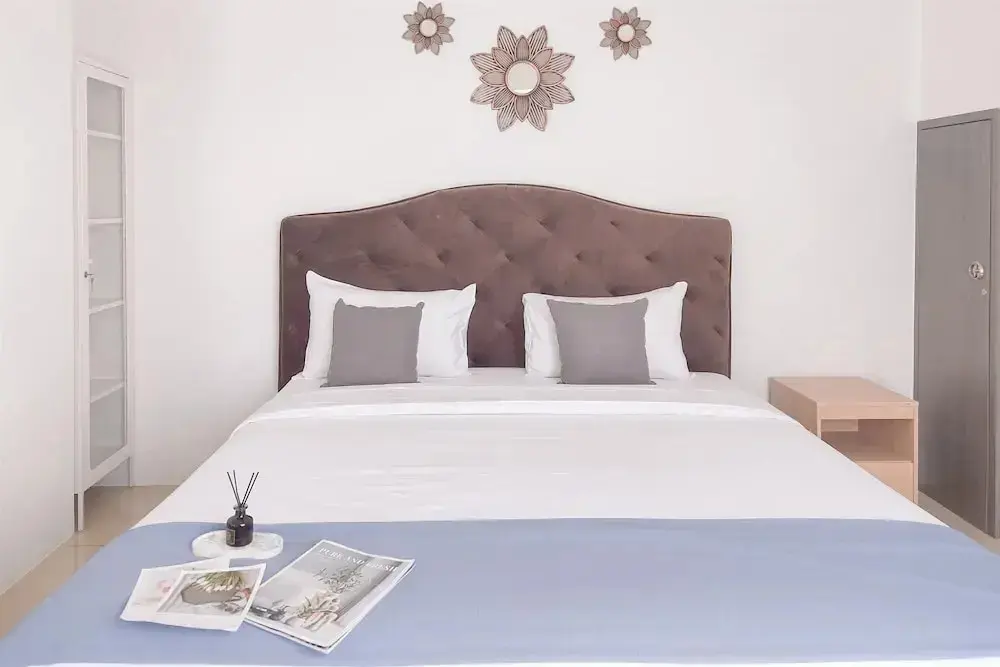 Южный Тангеранг: Comfy 1Br Apartment At Tamansari Bintaro Mansion