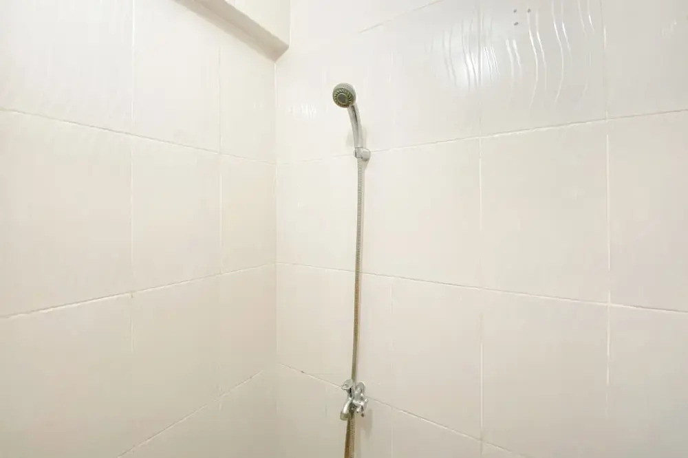 Джакарта: Modern Look 1Br At Cibubur Village Apartment