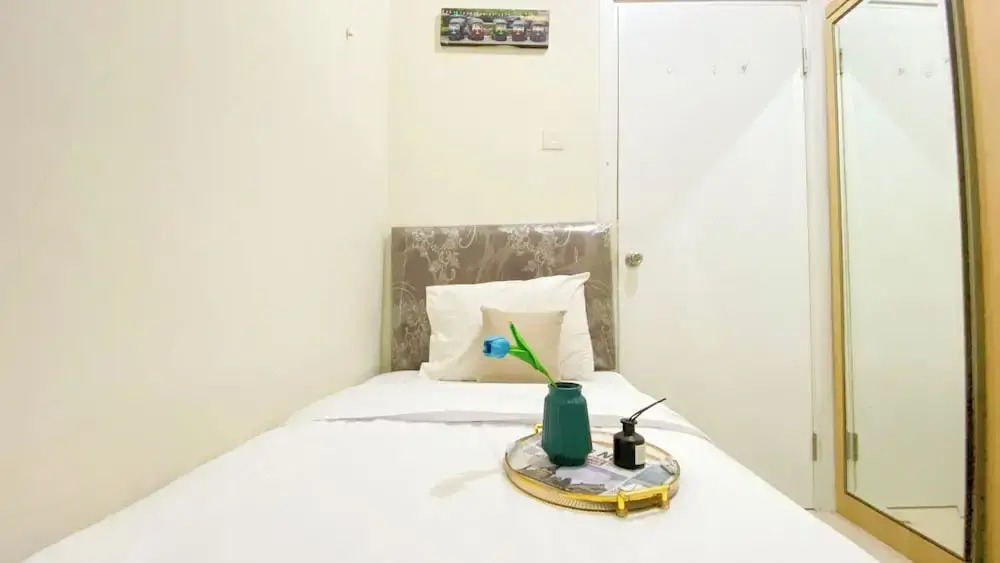 Джакарта: Good Choice And Restful 2Br Green Pramuka City Apartment Near Mall
