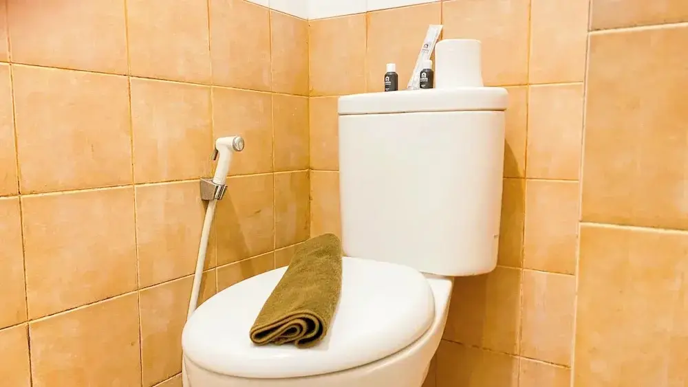 Джакарта: Good Choice And Restful 2Br Green Pramuka City Apartment Near Mall