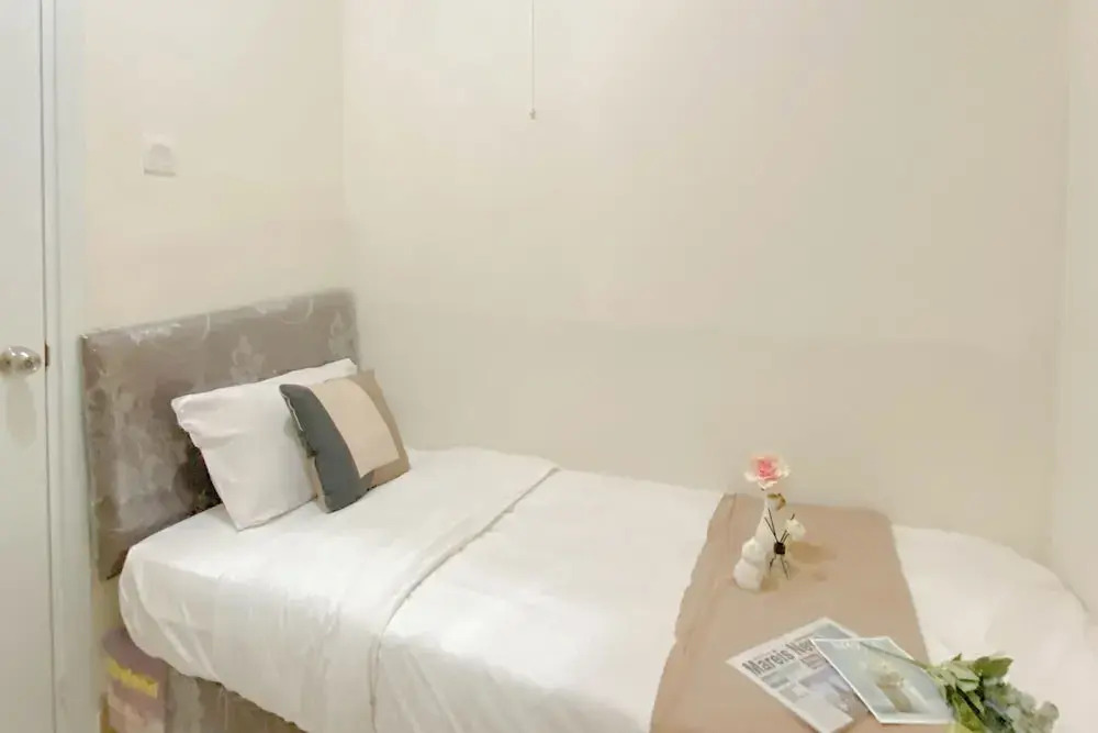 Джакарта: Comfort Living 2Br Green Pramuka City Near Mall Apartment