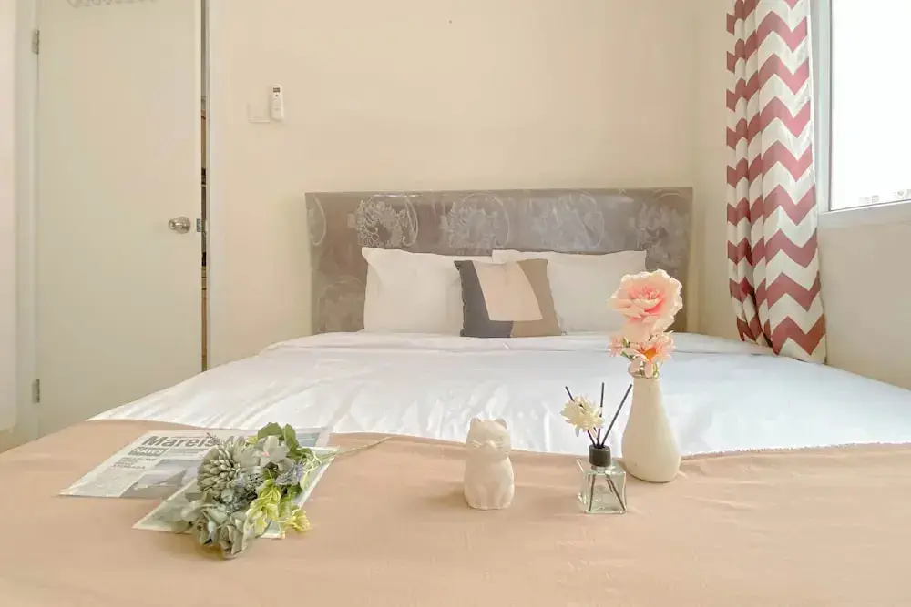 Джакарта: Comfort Living 2Br Green Pramuka City Near Mall Apartment