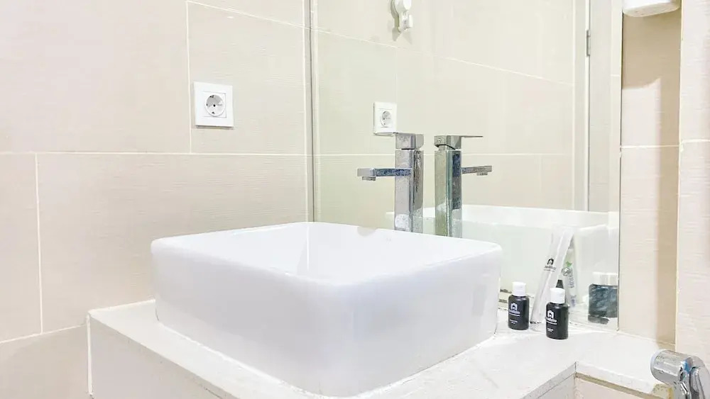 Джакарта: Comfort And Simply Look 1Br Daan Mogot City Apartment