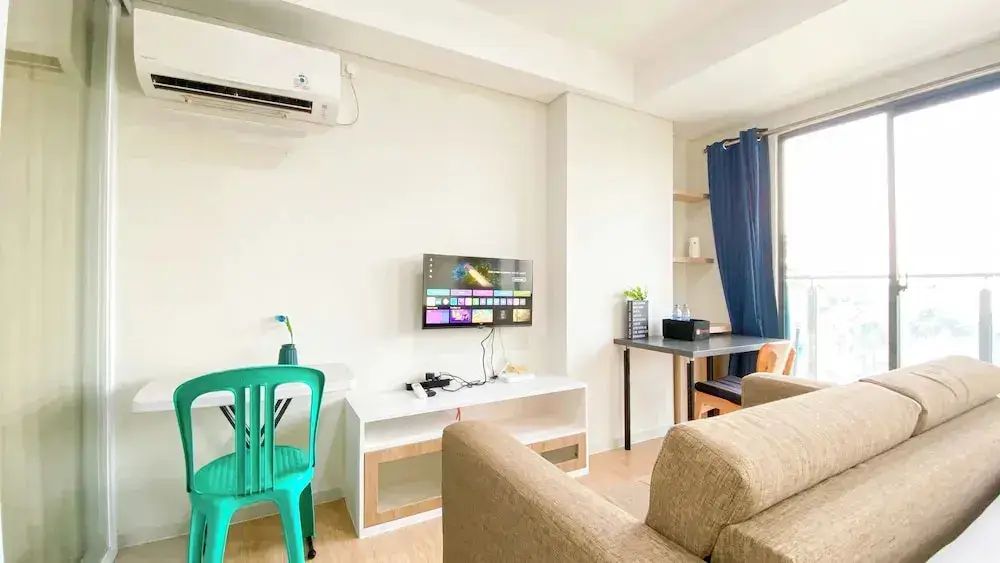 Джакарта: Comfort And Simply Look 1Br Daan Mogot City Apartment