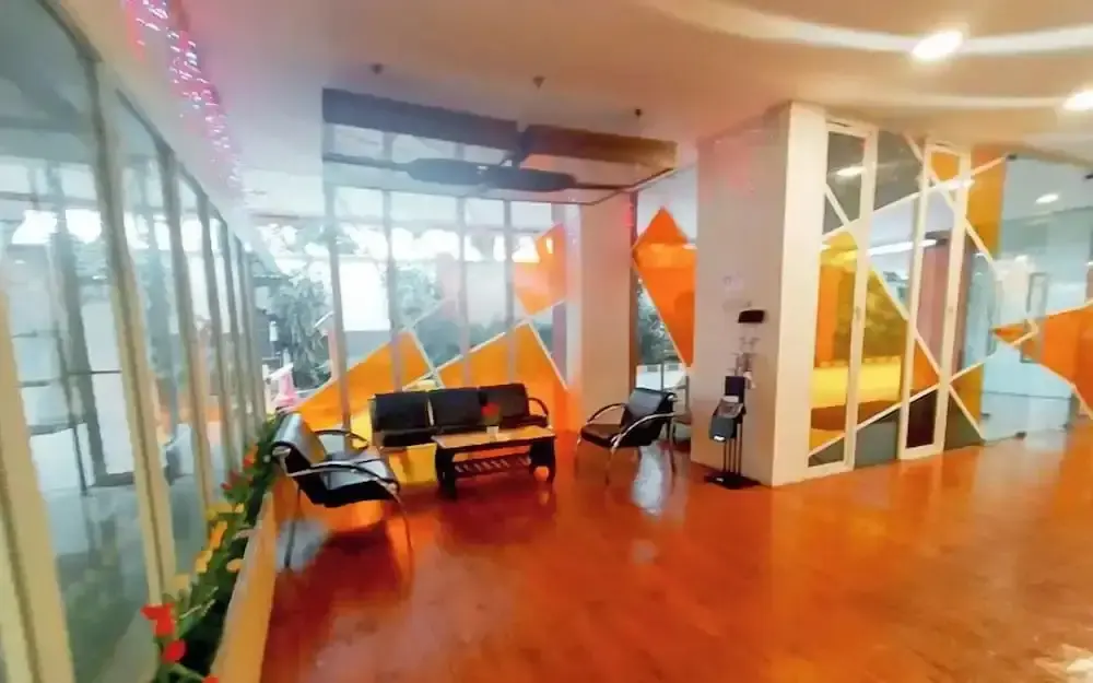 Сурабая: Best Price And Comfortable Living Studio At High Point Serviced Apartment